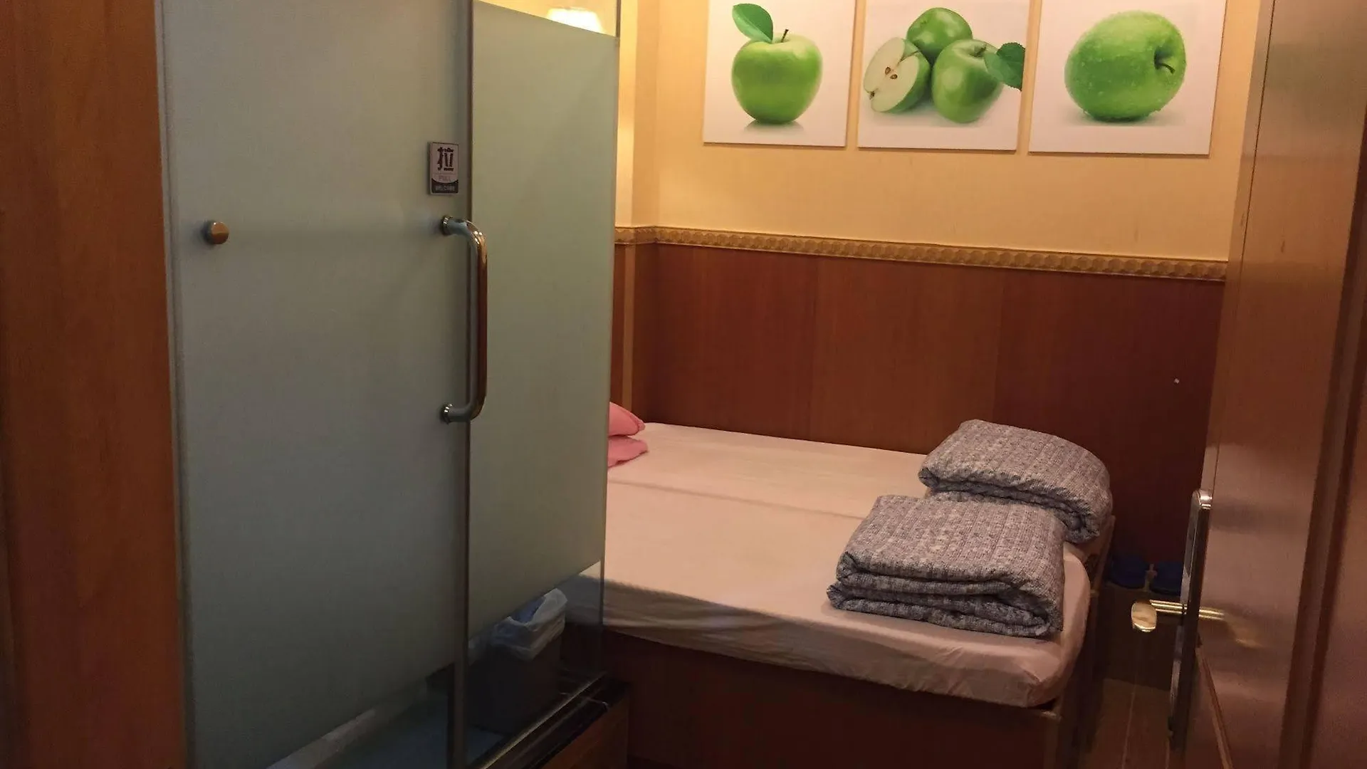 New Garden Hostel Hong Kong China