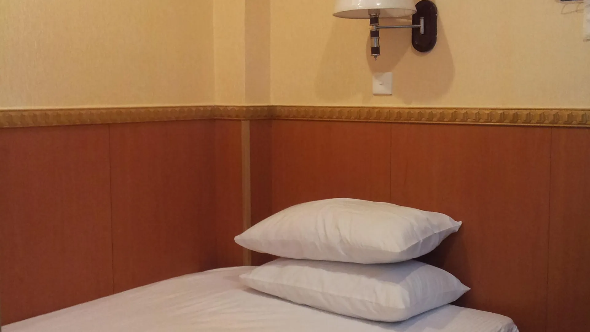 New Garden Hostel Hong Kong