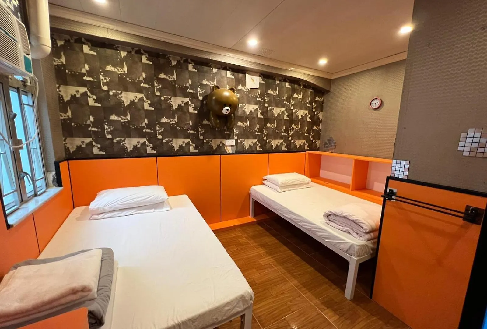New Garden Hostel Hong Kong 0*,  China
