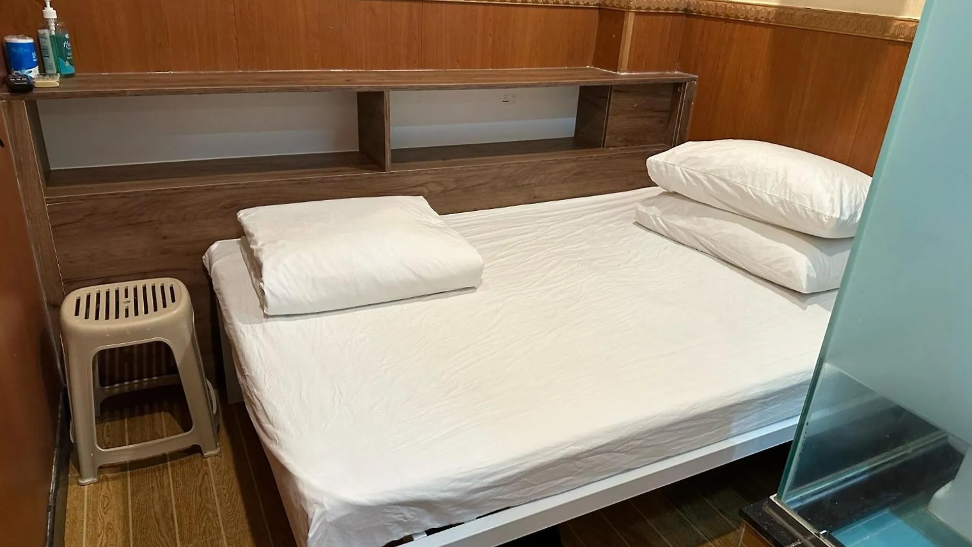 New Garden Hostel Hong Kong